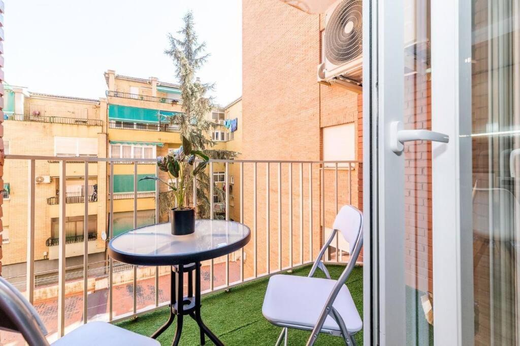 גרנדה Modern Apartment Close To The City Center And Alhambra מראה חיצוני תמונה